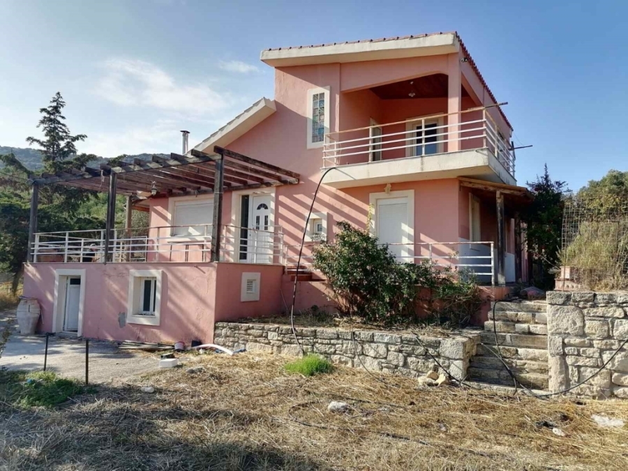 (Продажа) Жилая Особняк || Н.Ираклион/Арханес - 180 кв.м, 4 Спальня/и, 260.000€ 