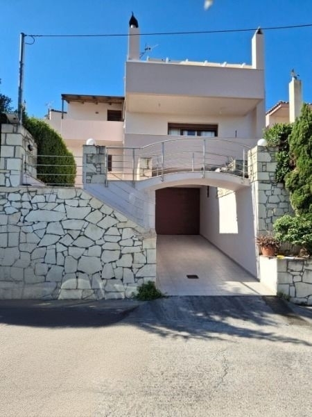 (Продажа) Жилая Особняк || Н.Ираклион/Ираклио - 270 кв.м, 4 Спальня/и, 490.000€ 