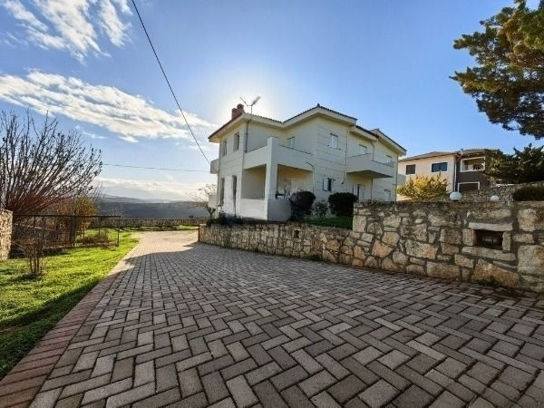 (Προς Πώληση) Κατοικία Πολυκατοικία/Κτίριο || Ν. Ηρακλείου/Αρχάνες - 360 τ.μ, 490.000€ 