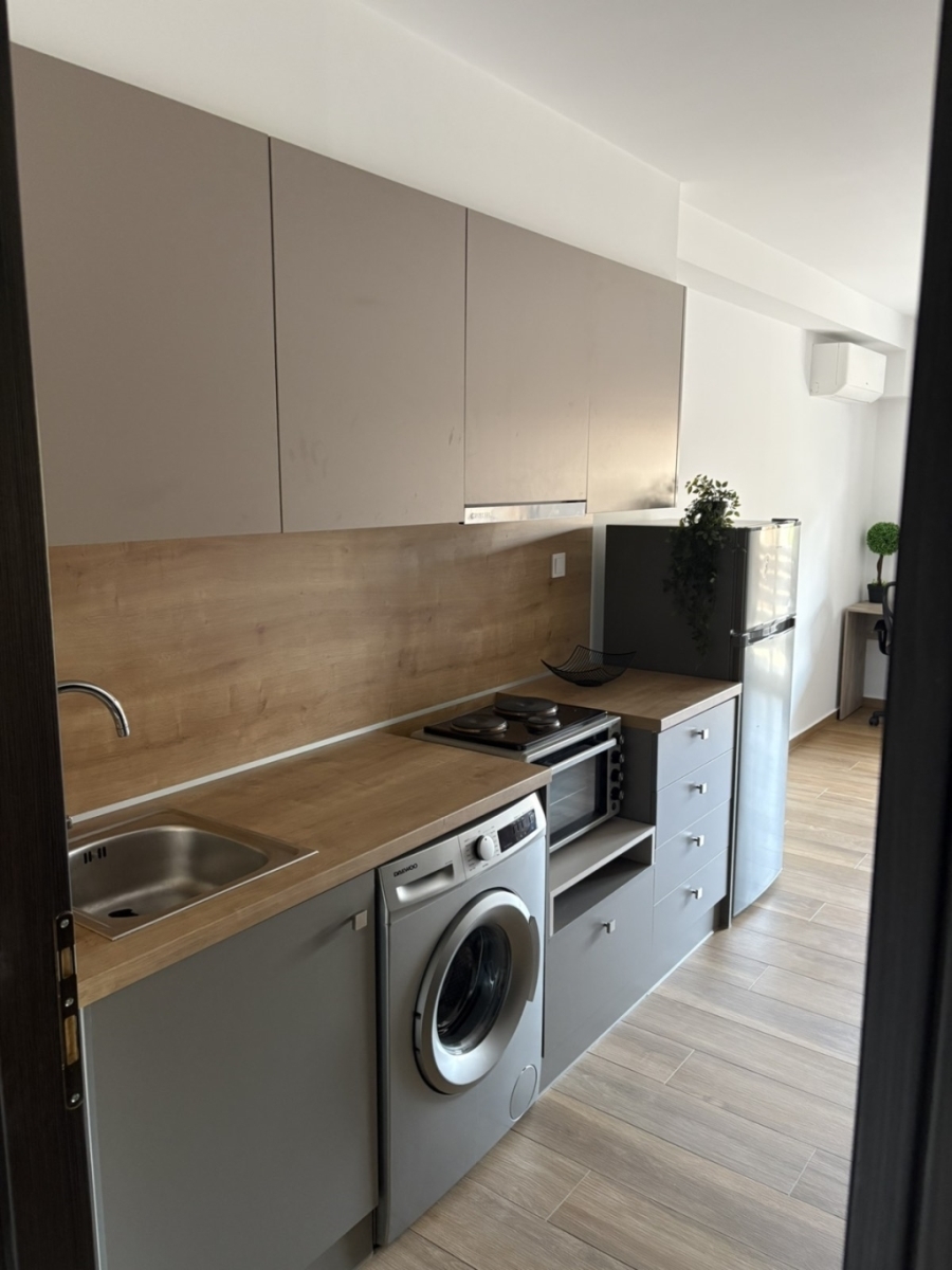 (For Rent) Residential Small Studio || Athens Center/Kaisariani - 30 Sq.m, 650€ 
