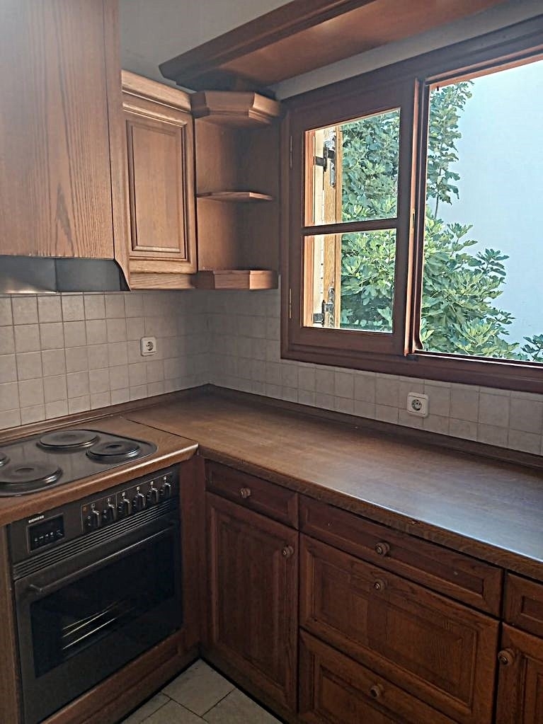 (For Rent) Residential Floor Apartment || Therissos, Heraklion – Spacious 125 sq.m. corner apartment (entire floor) for rent 800€ 